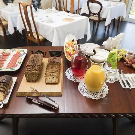 Bed & Breakfast Kilbree House