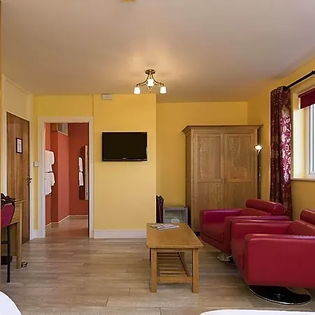 Kilbree House 4*