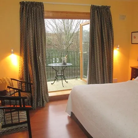 Bed & Breakfast Kilbree House