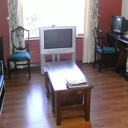 Bed & Breakfast Kilbree House