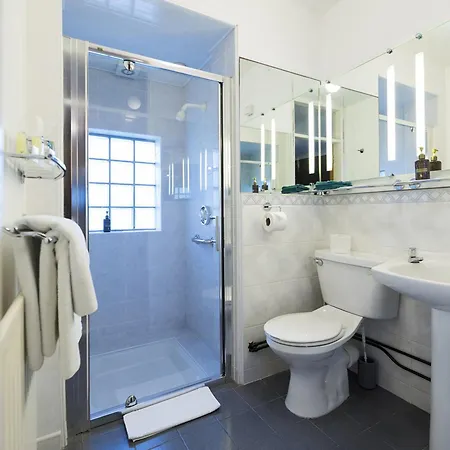 Kilbree House 4*